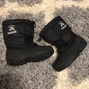 Kamik kids snow boots
